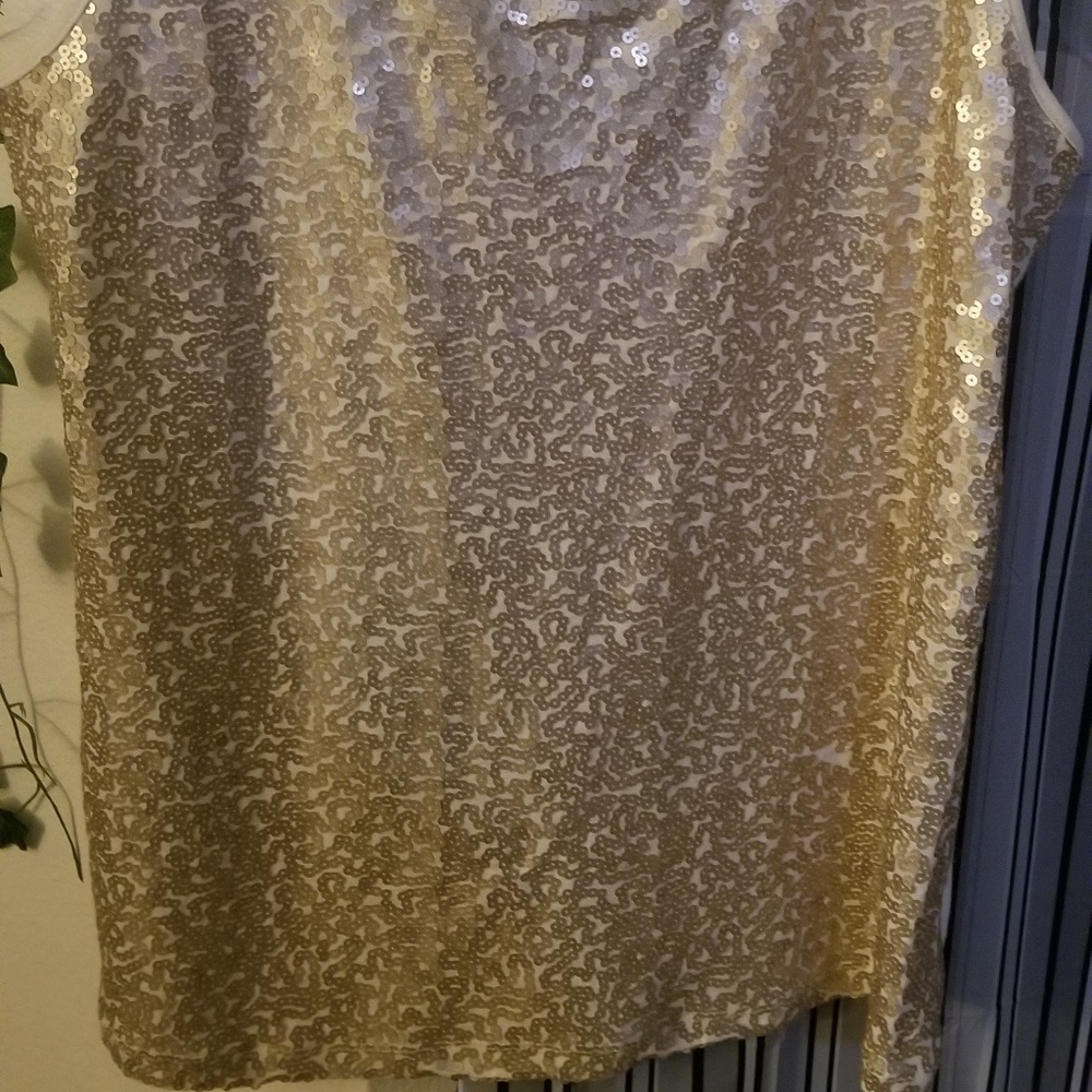 Tank Top - Picture 2 of 3